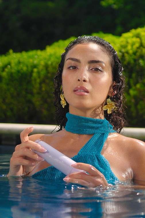 Fenty-Skin-pool-image5_23_11zon Fenty-Skin-pool-image5_23_11zon